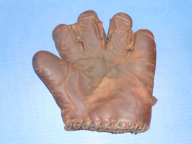 Grommet Web Fingers Front